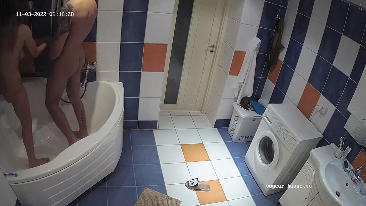 Kortny Douglas hot sex in Bathroom 03 nov 2022