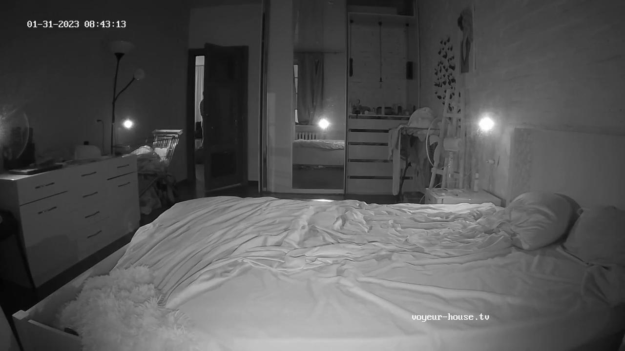 Wanda & Guest guy bedroom sex 2, Jan-31-2023