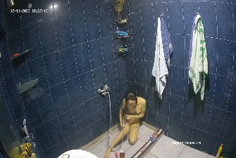 Rollie shower, Feb11 23