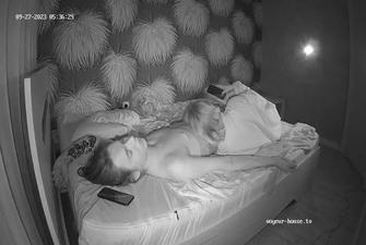 exclusive Bedroom Cydea cam in apartment 2023 sep 27 cam 2