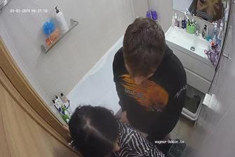 Virgin Butterfly and Kris blowjob and sex in bathroom, Jan01-24