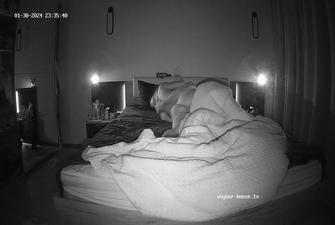 Amelie Lucas Sex in Bedroom 2024-01-31 cam2
