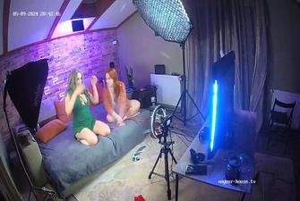 Exclusive, Living room apartment Sophia, Elon, Claudia 3some cam5 2024-05-10