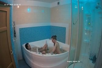 Tonk and Horney - Taking bath together 2024-07-07 cam2