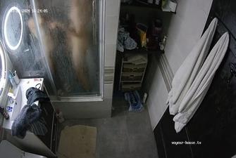 Ally Dan friends showering, 27 07 2024