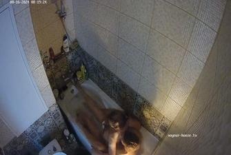 Sylva and guest girl have lesbian fun in Bathroom 16 08 2024