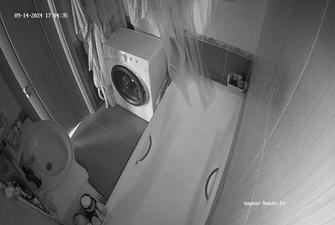 Guest guy evening shower 14-09-2024