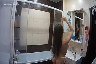 Persephone and Andreza showering 2024-09-22