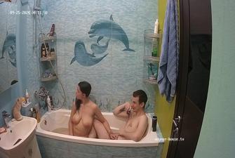 Ledian and Friend bath sex, 24 09 2024
