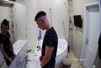 Pyro pissing in sink RD 2 01-10-2024