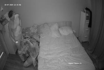 Gerda give hot blowjob to guest guy in bedroom 2024-10-07