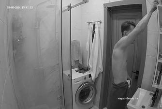 Kris evening shower 08-10-2024