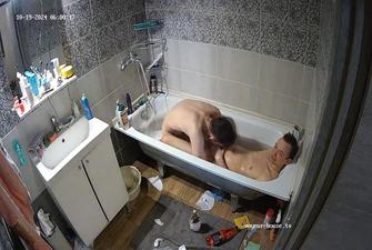 Tristan and Guest guys bath and Tristan getting sucked by one of the guys 19-10-2024