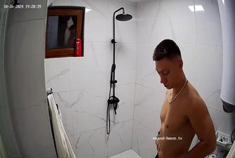 Jordan evening shower 26-10-2024