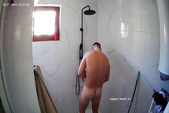 Jordan shower 27-10-2024