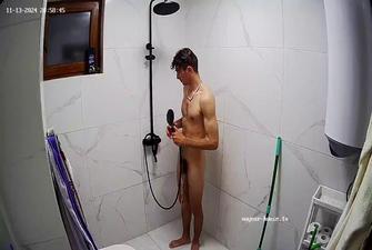 Arkadi evening shower 13-11-2024