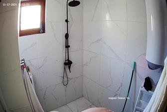 Jordan shower 17 Nov 2024