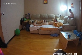 Threesome continues in the living room Sep28 2021 cam 2