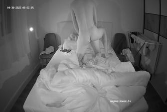 Marianthi sex in Bed and Bathroom 1 2025-04-30 cam 3
