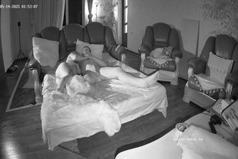 Draca Pyro sex livingroom in the dark 2025-05-14