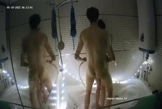 Randolph Aubrey bath and sex in bathtub 2025-05-10 cam 2