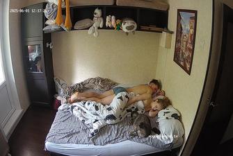 Ubaldo and Bo wake-up-fuck bedroom 2025-06-01 cam 2