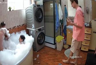 Eleonora Sex with Paladin in Bubble Bath 23 06 2025