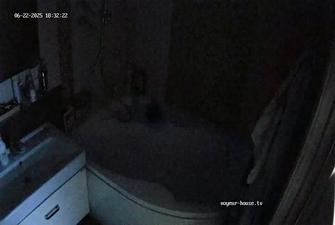 Julia and Swen Sex in the Bath 22 06 2025