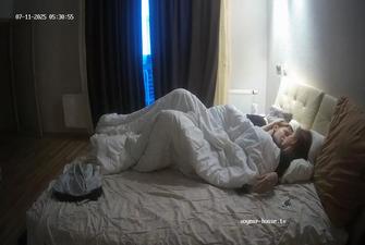 Gemma and Miles fingering and sex in the morning, Jul11 25 cam 2