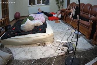 Draca and Luna sex toy fun 24 07 2025 cam 2