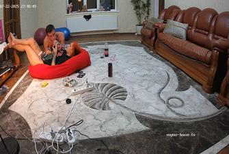 Draca giving Guest guy a handjob 23-07-2025 cam 2
